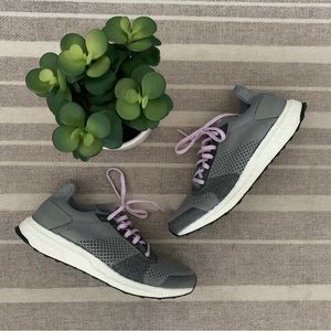 Adidas Ultraboost Tennis Shoes